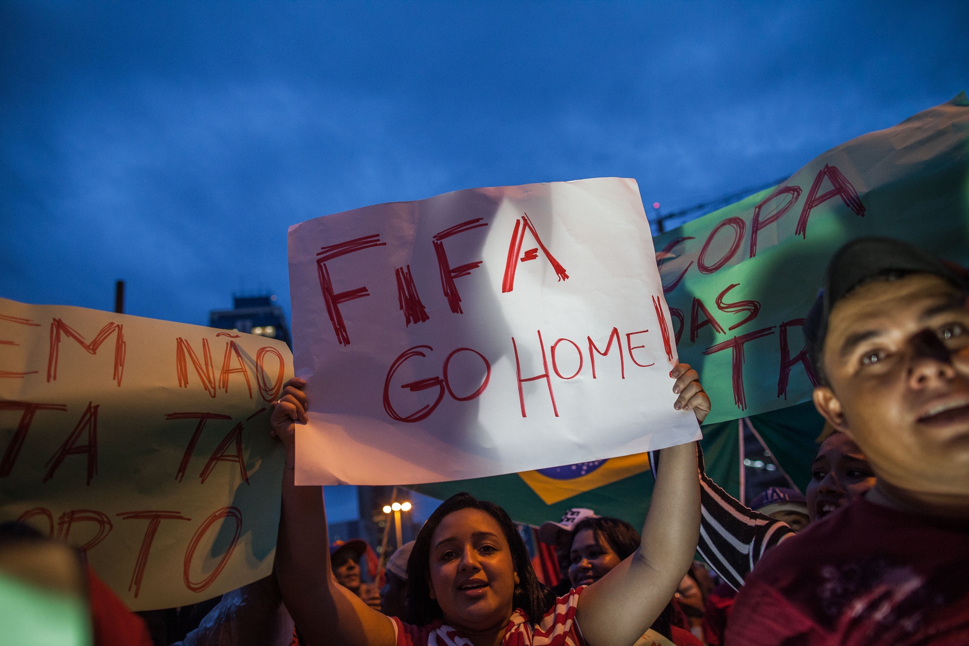 Proteste in Brasile a pochi giorni dall’inizio dei Mondiali di calcio