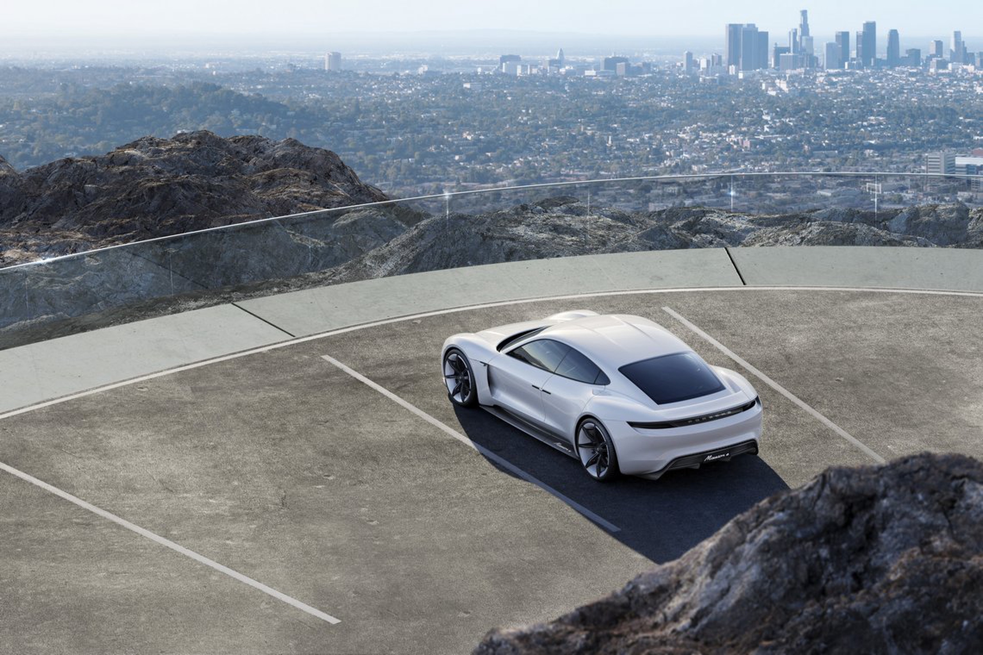 Porsche Mission E-005