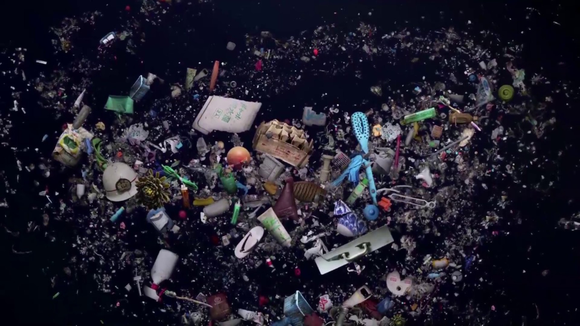 Océans, le Mystère plastique