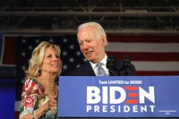 Chi è Joe Biden, che sfiderà Donald Trump nella corsa alla Casa Bianca