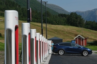 In Norvegia si venderanno solo auto elettriche già dal 2022, con tre anni di anticipo