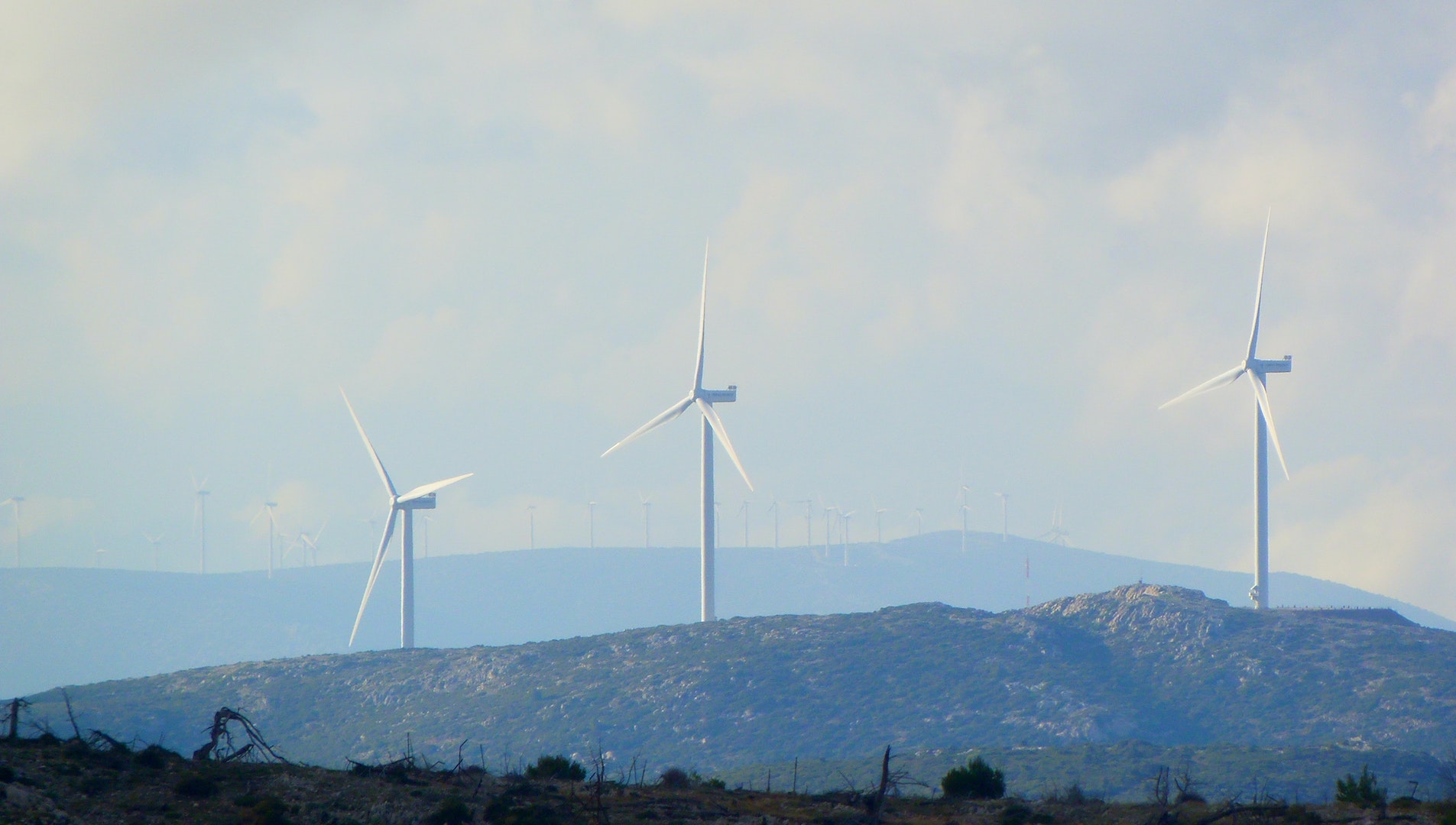 Στην Ελλάδα, το σύνολο των ενεργειακών αναγκών καλύφθηκε από ανανεώσιμες πηγές ενέργειας