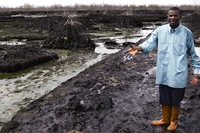 Petrolio nel Delta del Niger, al via la bonifica. È la vittoria di Ken Saro-Wiwa