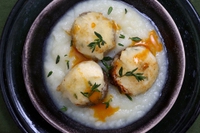 Champignon ripieni su crema di cavolfiore e salsa speziata. La ricetta