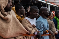 Il “mercato dei migranti schiavi” in Libia. Rapiti e venduti per 200 euro