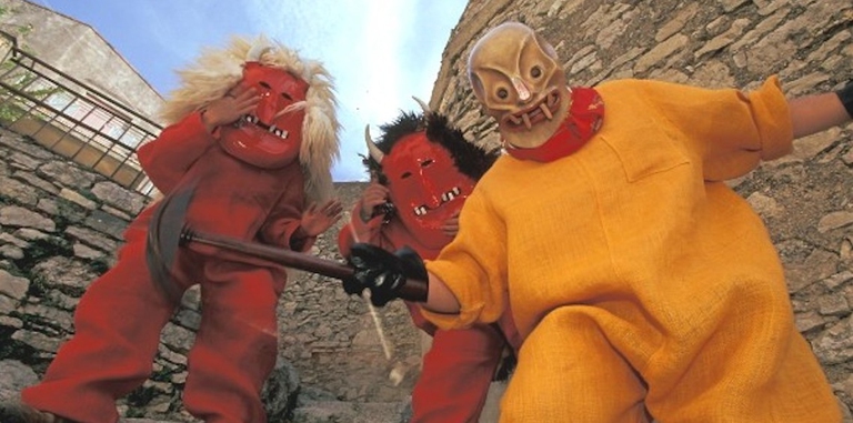 Pasqua in Sicilia- Il ballo dei diavoli a Prizzi