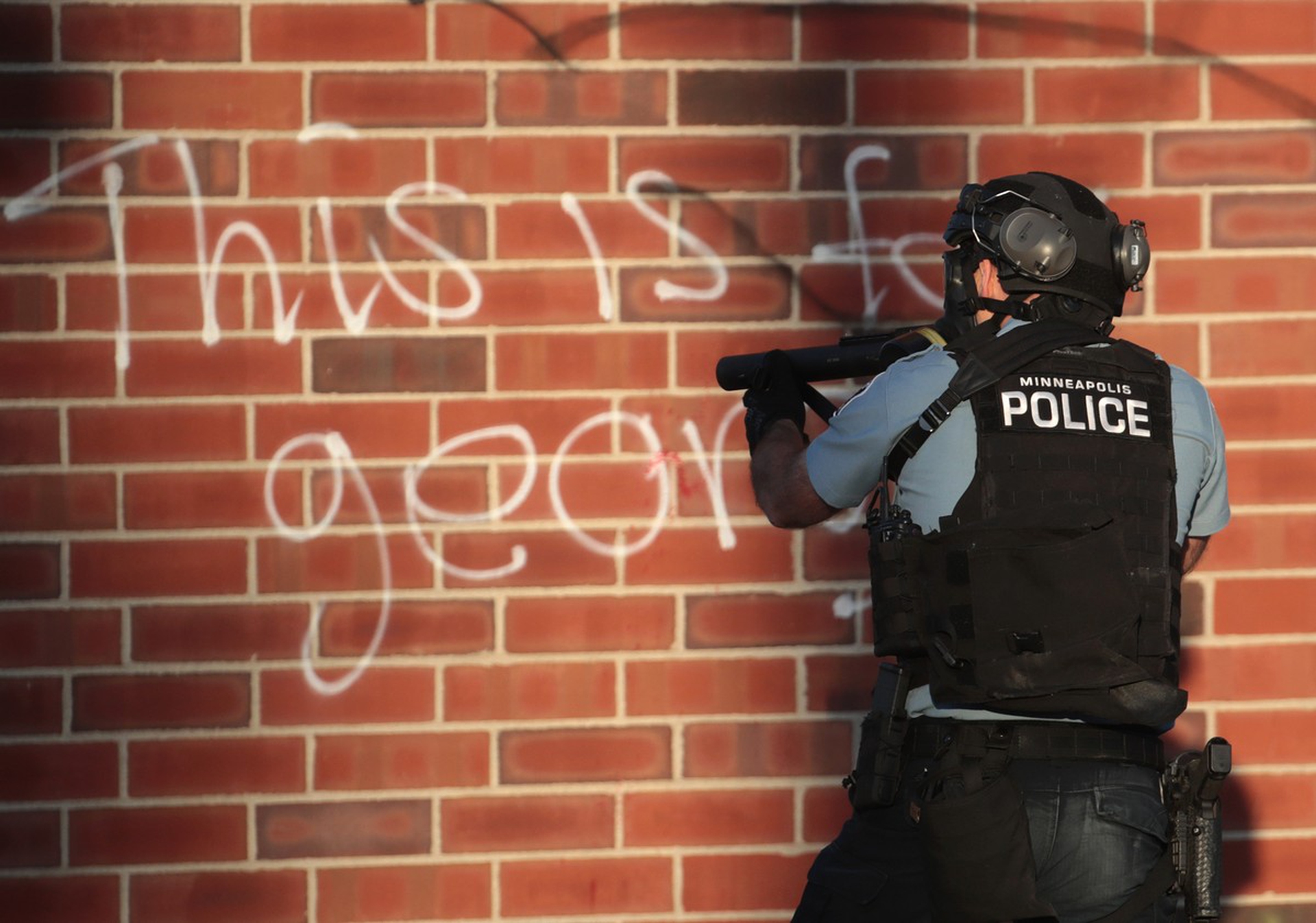 Le proteste per George Floyd, ucciso dalla polizia a Minneapolis