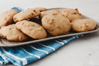 Biscuits with walnuts