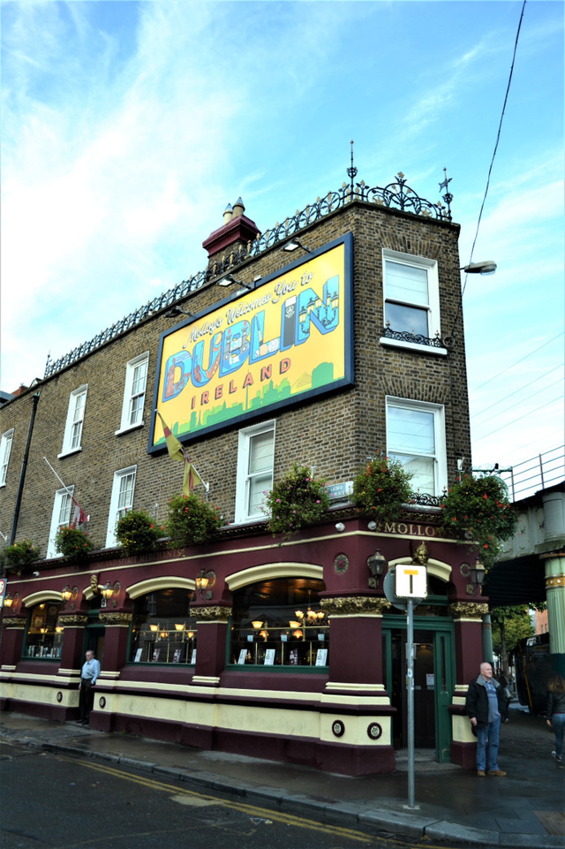 Dublino è la capitale e la città più popolosa d'Irlanda