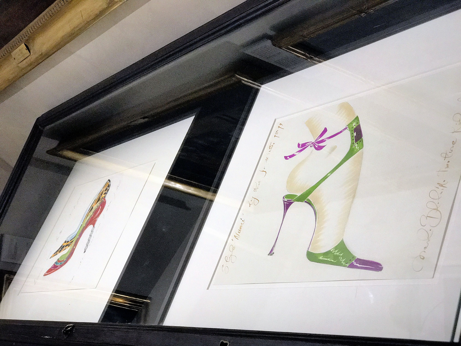 manolo-blahnik-13-disegni-teche