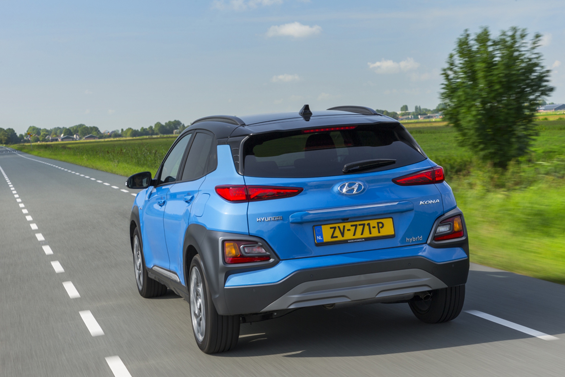 Hyundai-Kona-Hybrid-Blue-La