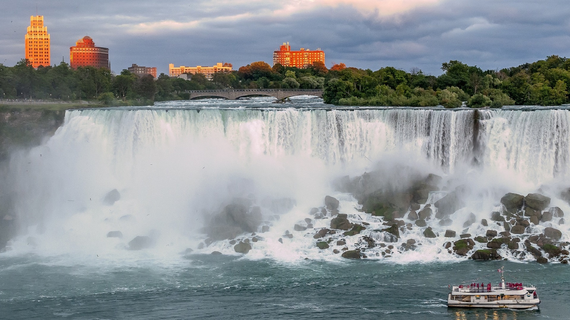 I bitcoin stanno rovinando il suono delle cascate del Niagara