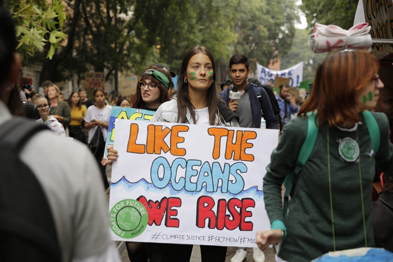 terzo sciopero mondiale clima milano italia rete