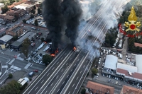 Bologna, esplosa un’autocisterna che trasportava gpl sulla A14