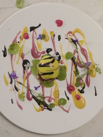 Uovo Arlecchino marinato allo spumante e fiori, la ricetta