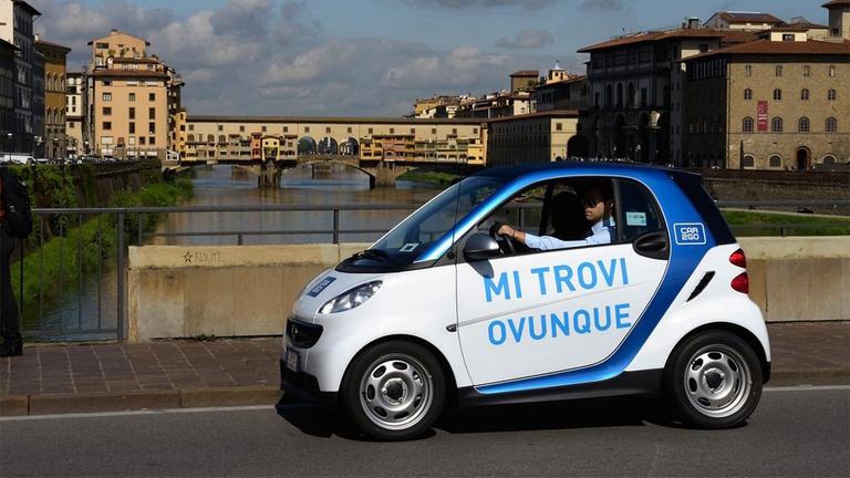 Uno dei punti di forza del car sharing "punto a punto" è la dislocazione delle vetture in molteplici punti della città
