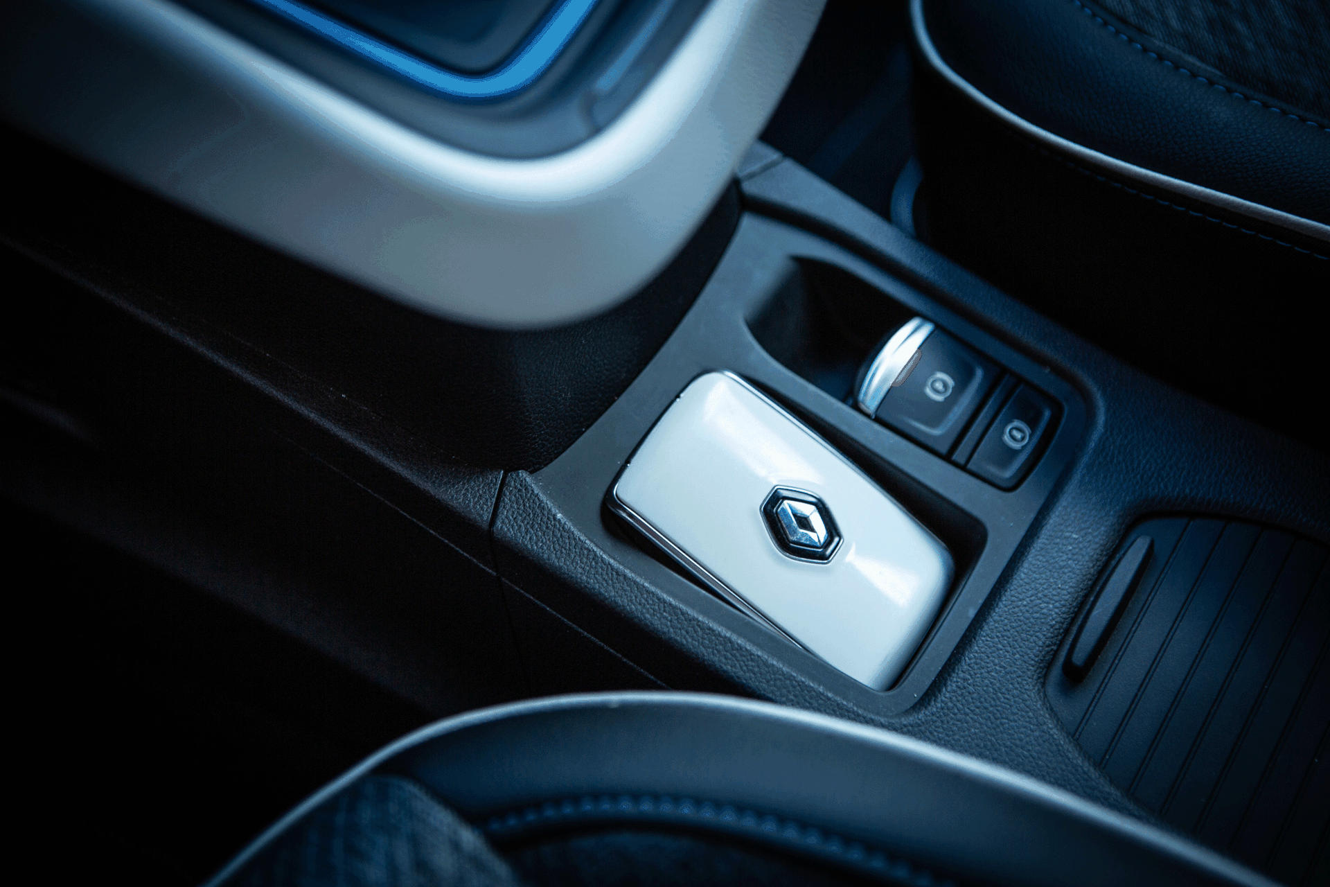 Renault-Clio-hybrid-5