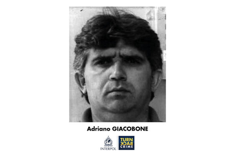 1-Adriano-GIACOBONE_sqligallerysliderImage