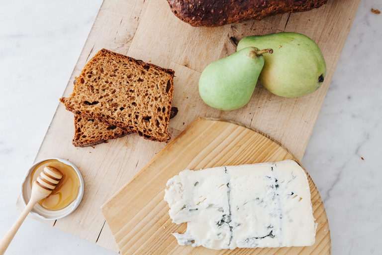 Bruschette pere e gorgonzola