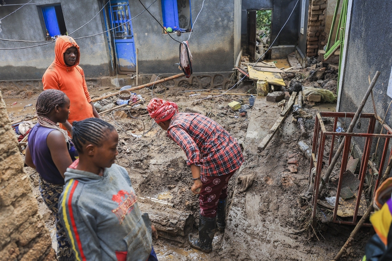 Piogge torrenziali e inondazioni in Ruanda provocano oltre 130 morti