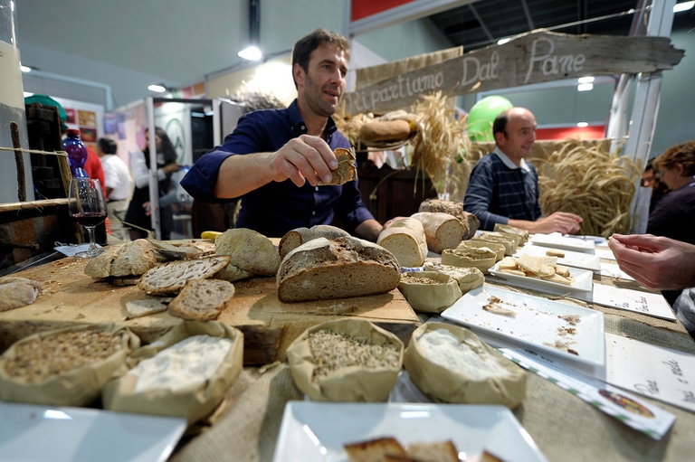 Terra Madre. Voler bene alla Terra vuol dire chiedersi come è prodotto il cibo e da chi. © Slow Food