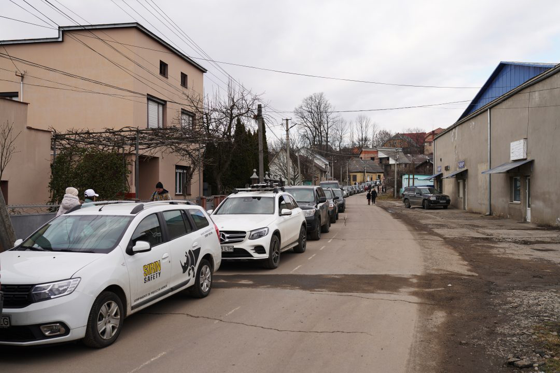 Ukrainian Nationals Flee To Romania Amid Russia's Armed Invasion