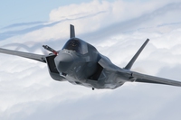 Donald Trump attacca (a sorpresa) i caccia F-35: costi insostenibili