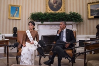 Myanmar, stop alle sanzioni. La promessa di Obama a Aung San Suu Kyi