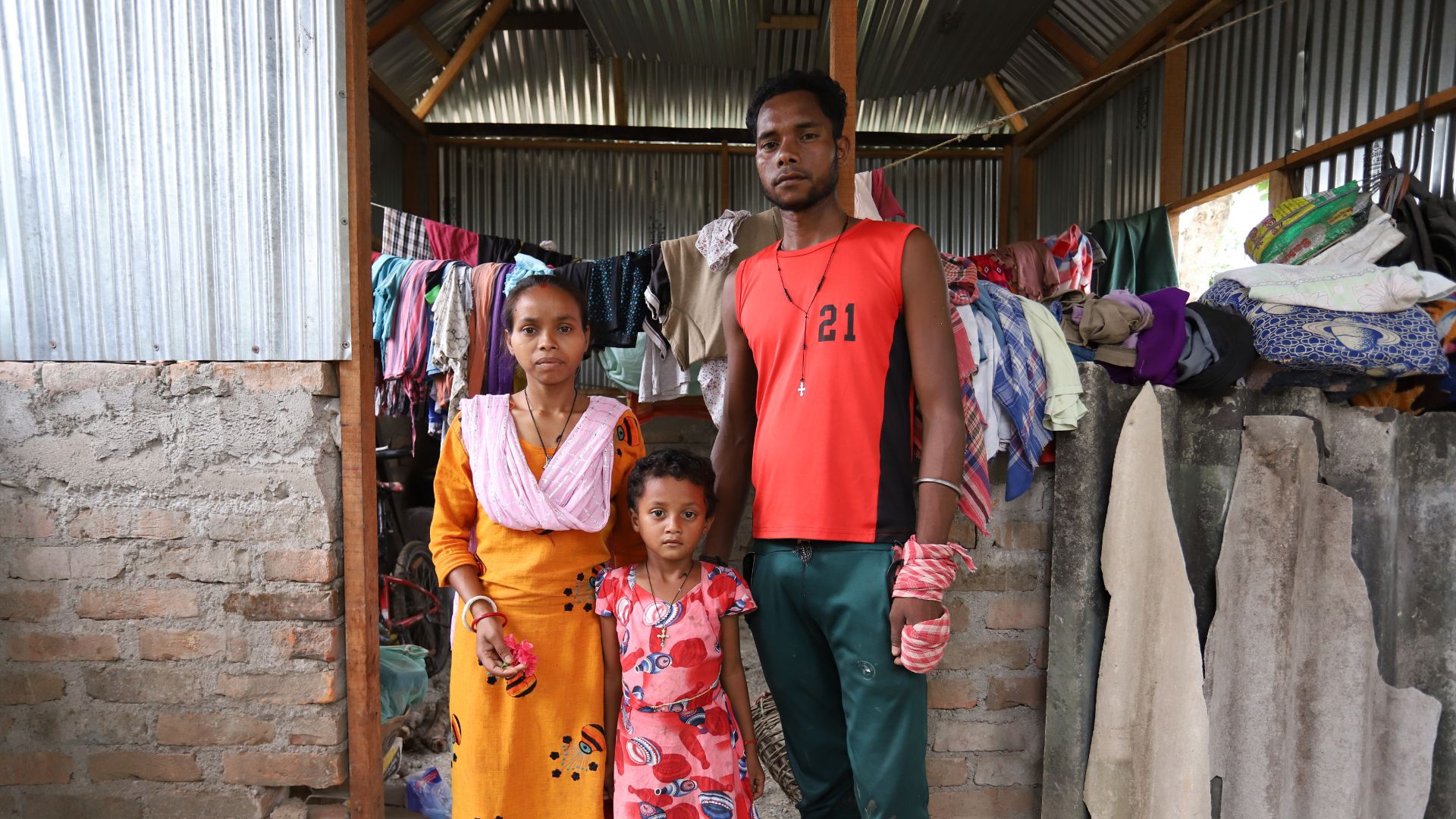 Alok Barla con la sua famiglia