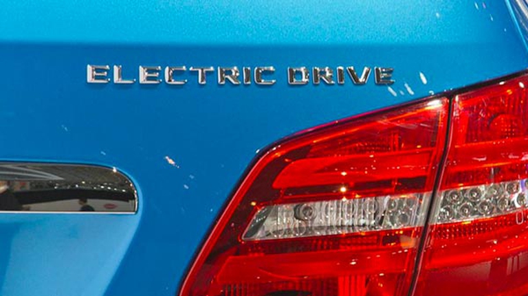 La Mercedes Classe B elettrica al Motor Show di Parigi