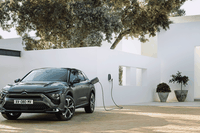 Citroën C5 X, cosa aspettarsi dalla nuova berlina ibrida francese