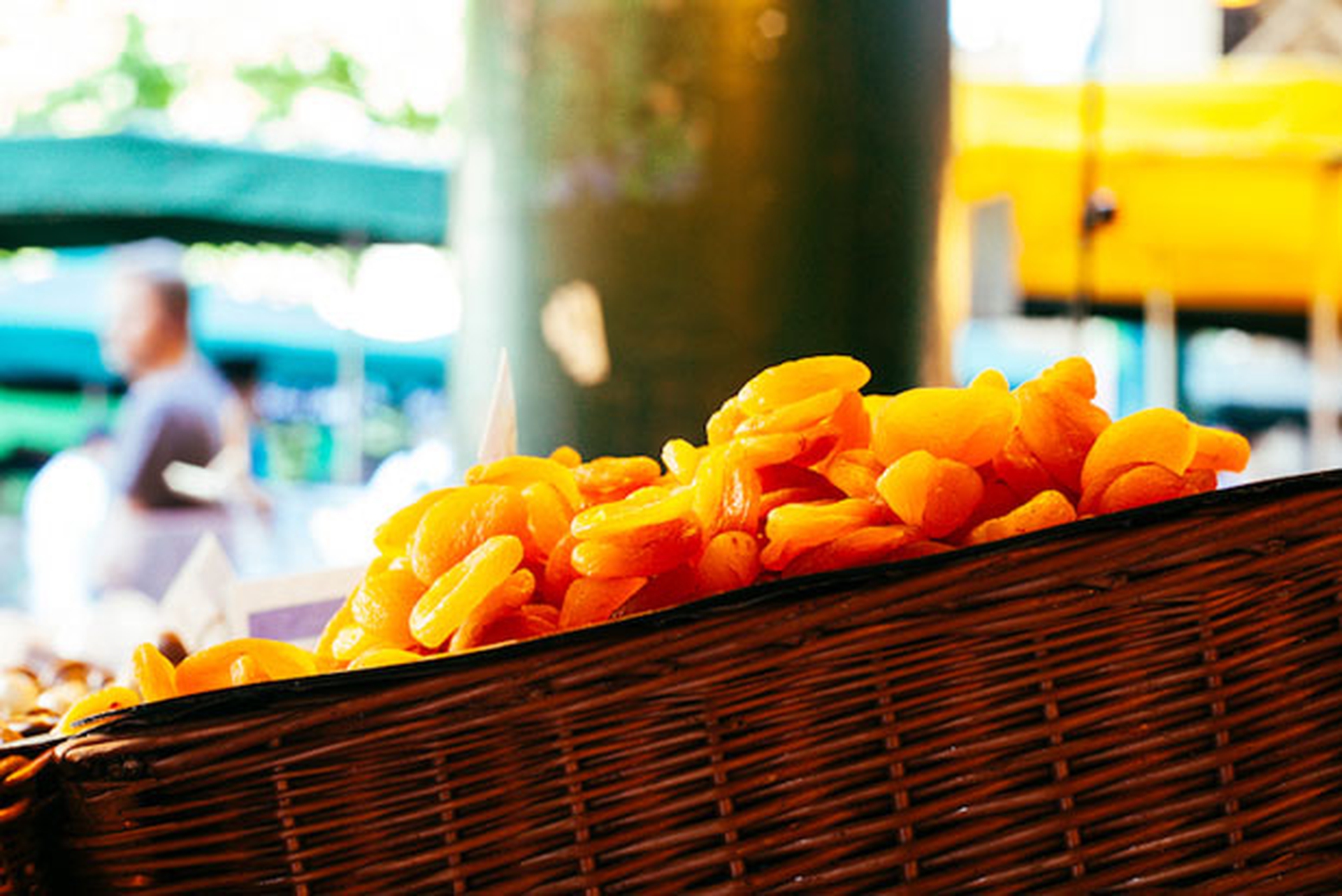 frutta-secca-mercato-lifegate_1