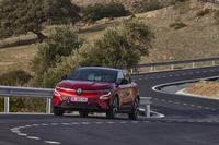 Megane elettrica, come va la compatta Renault che punta su sostenibilità e piacere di guida