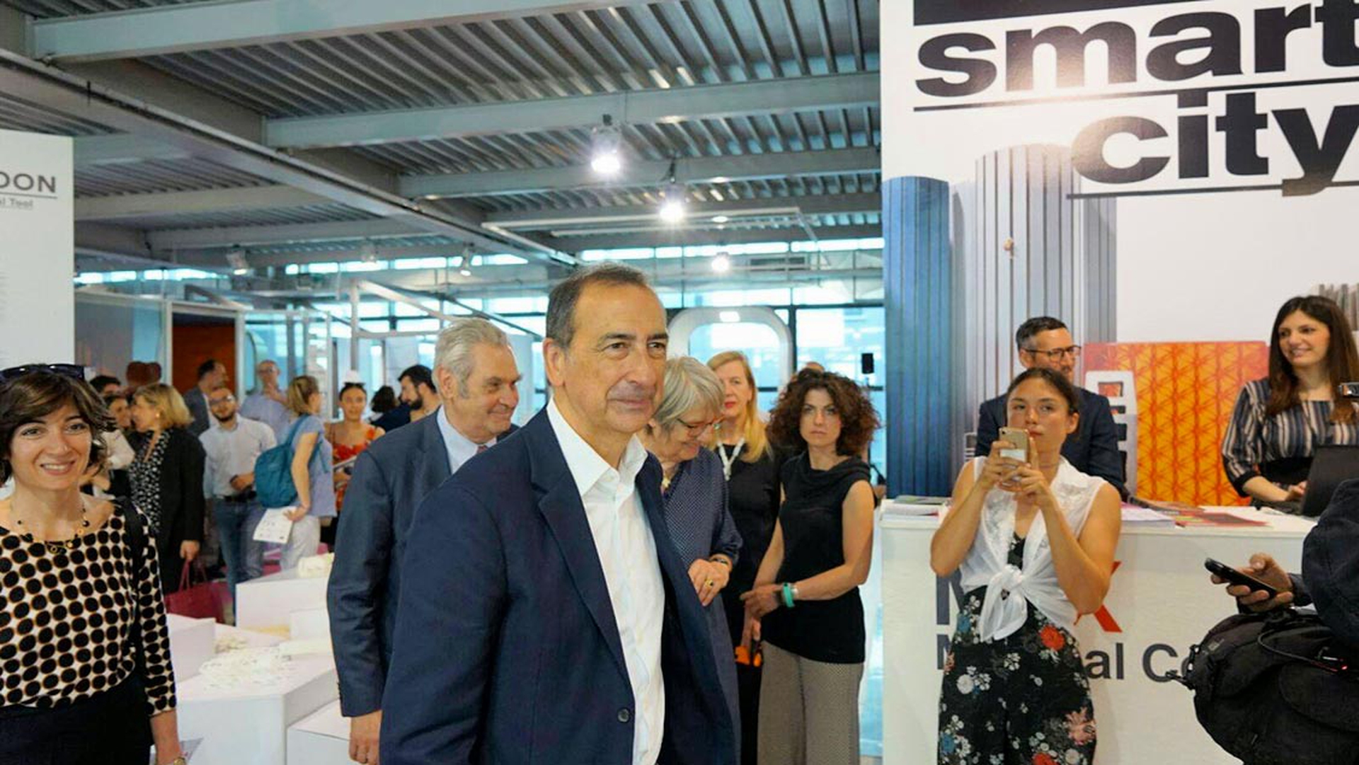 sala-mara-dentro-smart-city