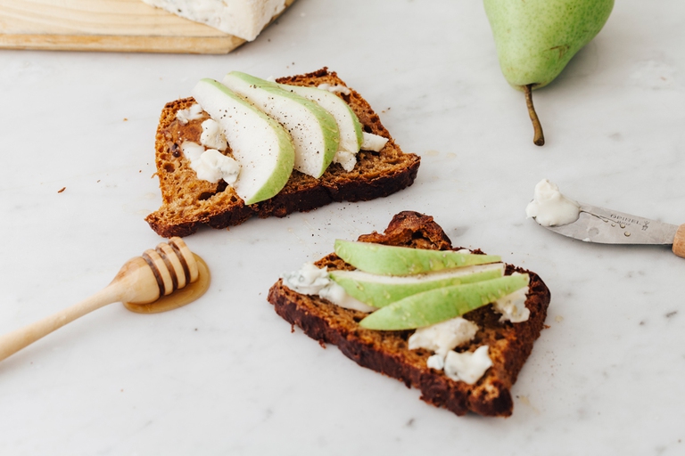 Bruschette pere e gorgonzola