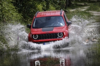 Jeep prova a conciliare libertà, avventura e ambiente e lancia i primi modelli ibridi plug-in