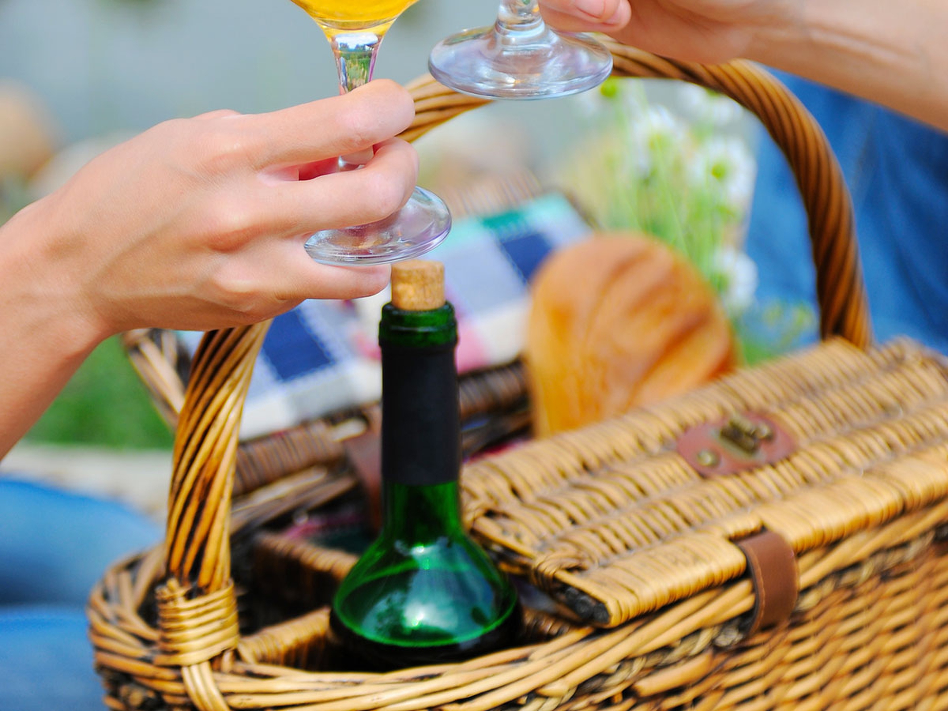 Il picnic all'aperto, una lunga storia di gusto e natura
