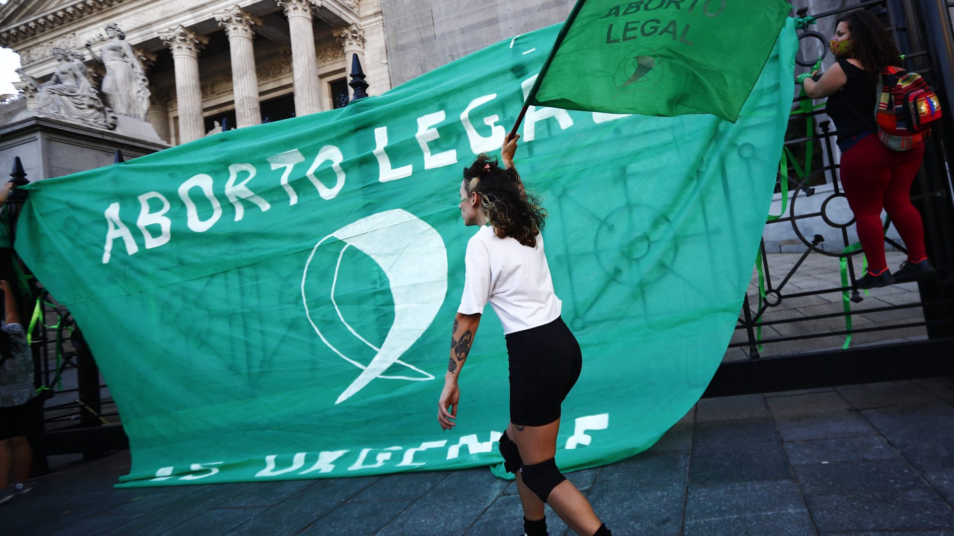 Il presidente dell‘Argentina Alberto Fernández ha presentato al congresso un disegno di legge per legalizzare l‘aborto
