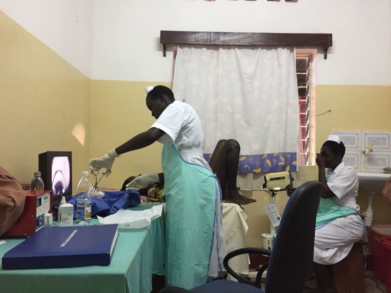 Il progetto Mario Sideri portato avanti al Dr. Ambrosoli Memorial Hospital di Kalongo poggia sulla ferma convinzione dell’importanza di promuovere nei paesi più poveri programmi di prevenzione accessibili a tutti