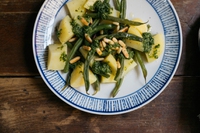 Insalata di patate, fagiolini e pesto