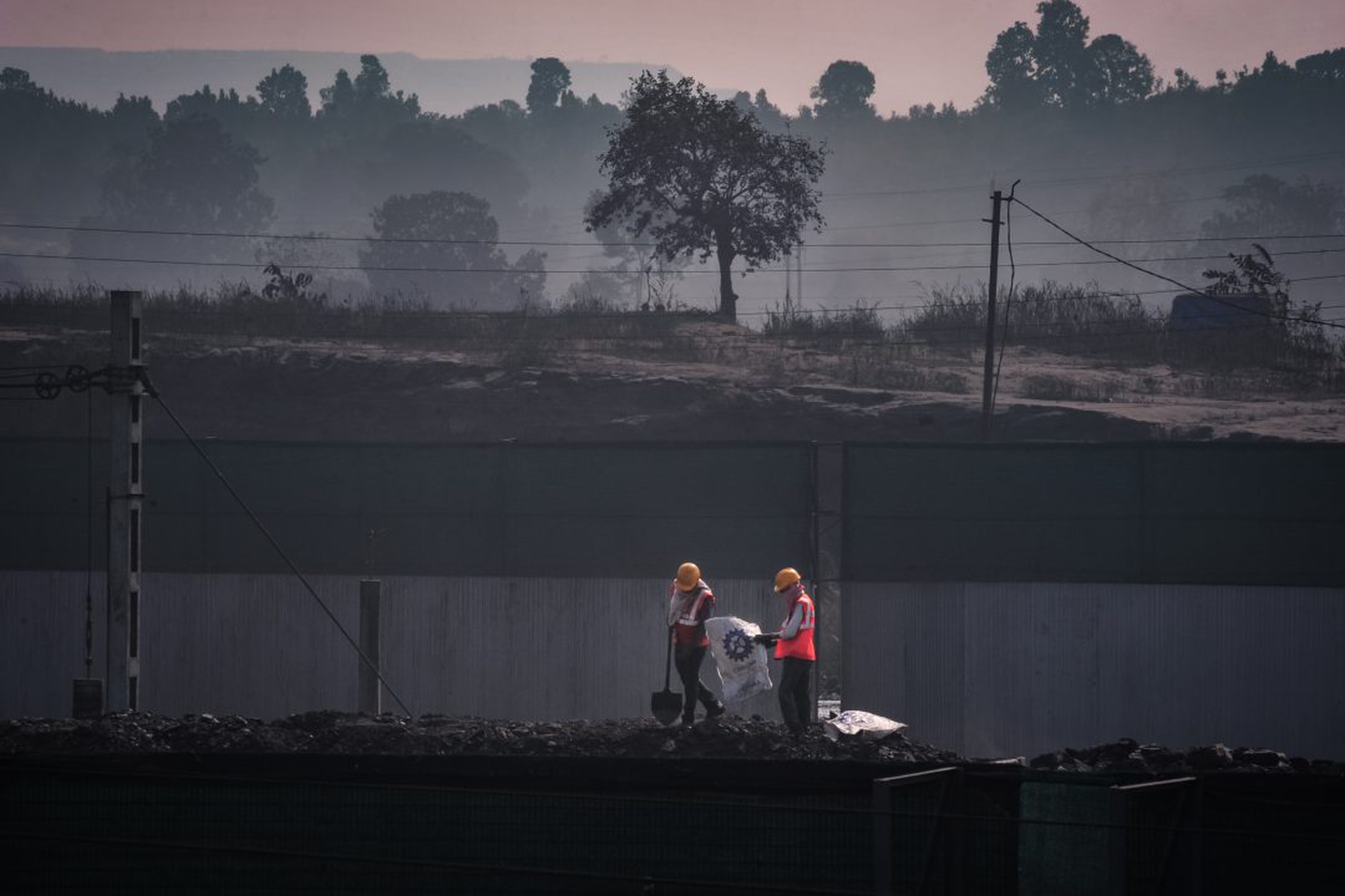 India Remains Reliant On Coal As It Tries To Switch To Renewables
