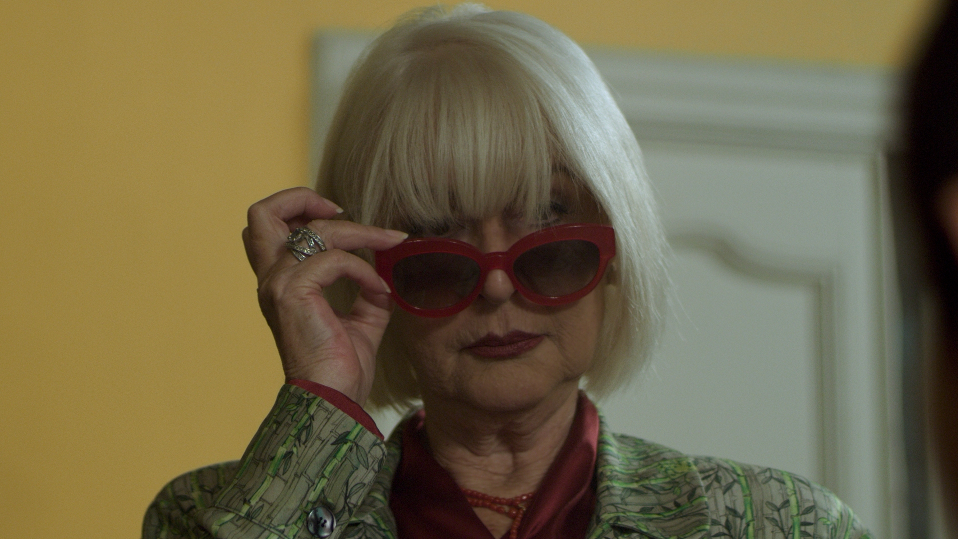 Loretta Goggi è nonna Helena nel film Glassboy