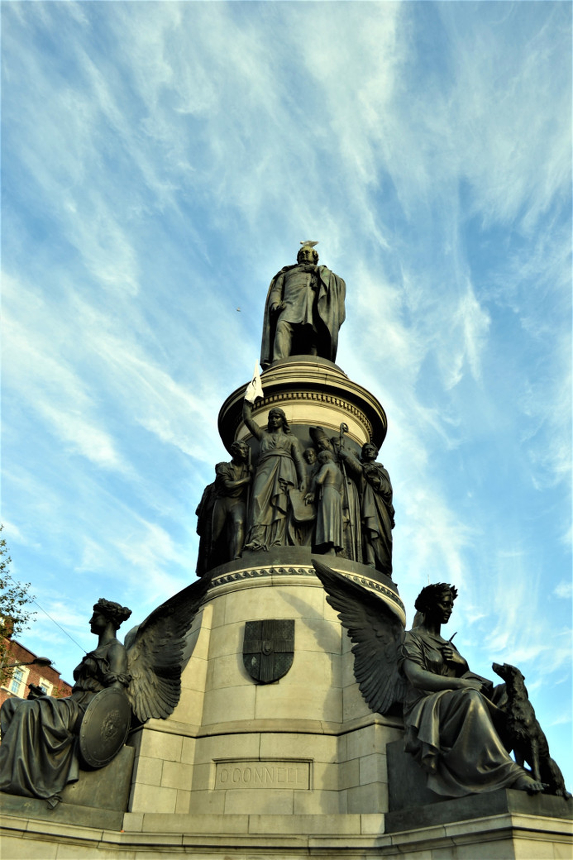 La statua di Daniel OConnell a Dublino conosciuto come il liberatore