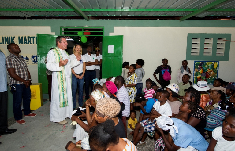 padre rick haiti colombari