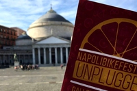 Napoli bike festival unplugged: tanti eventi e un albero di biciclette
