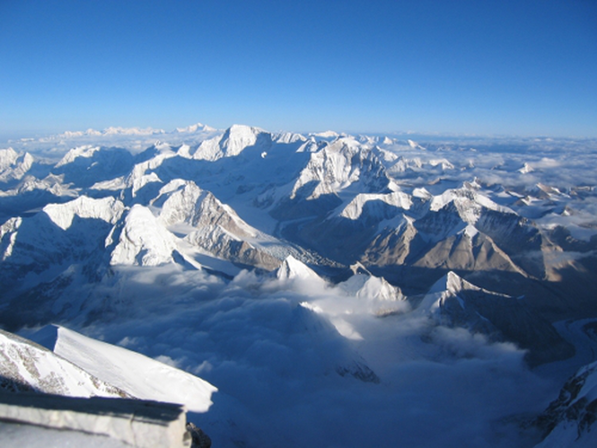 Una spedizione per ripulire il K2 e studiare i cambiamenti del clima