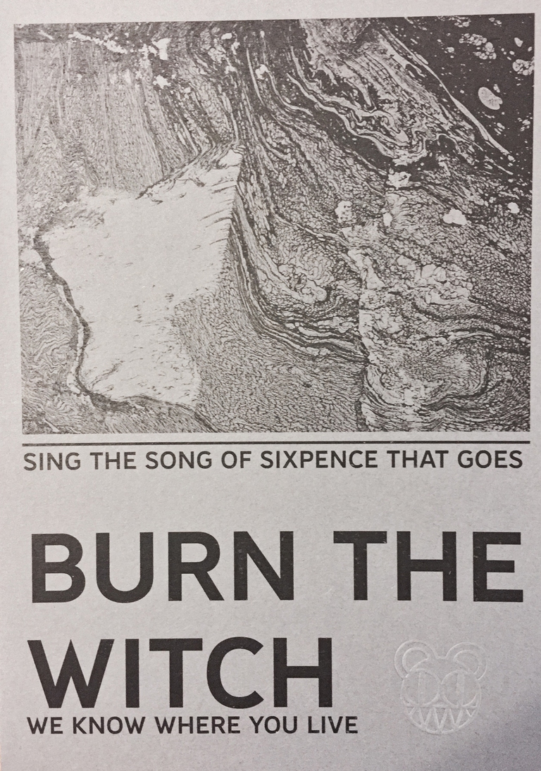Il flyer Burn the Witch spedito dai Radiohead ad alcuni fan in Inghilterra