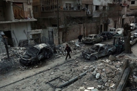 Ghouta orientale, denunciato l’uso di bombe al cloro. La Russia proclama una “tregua quotidiana”