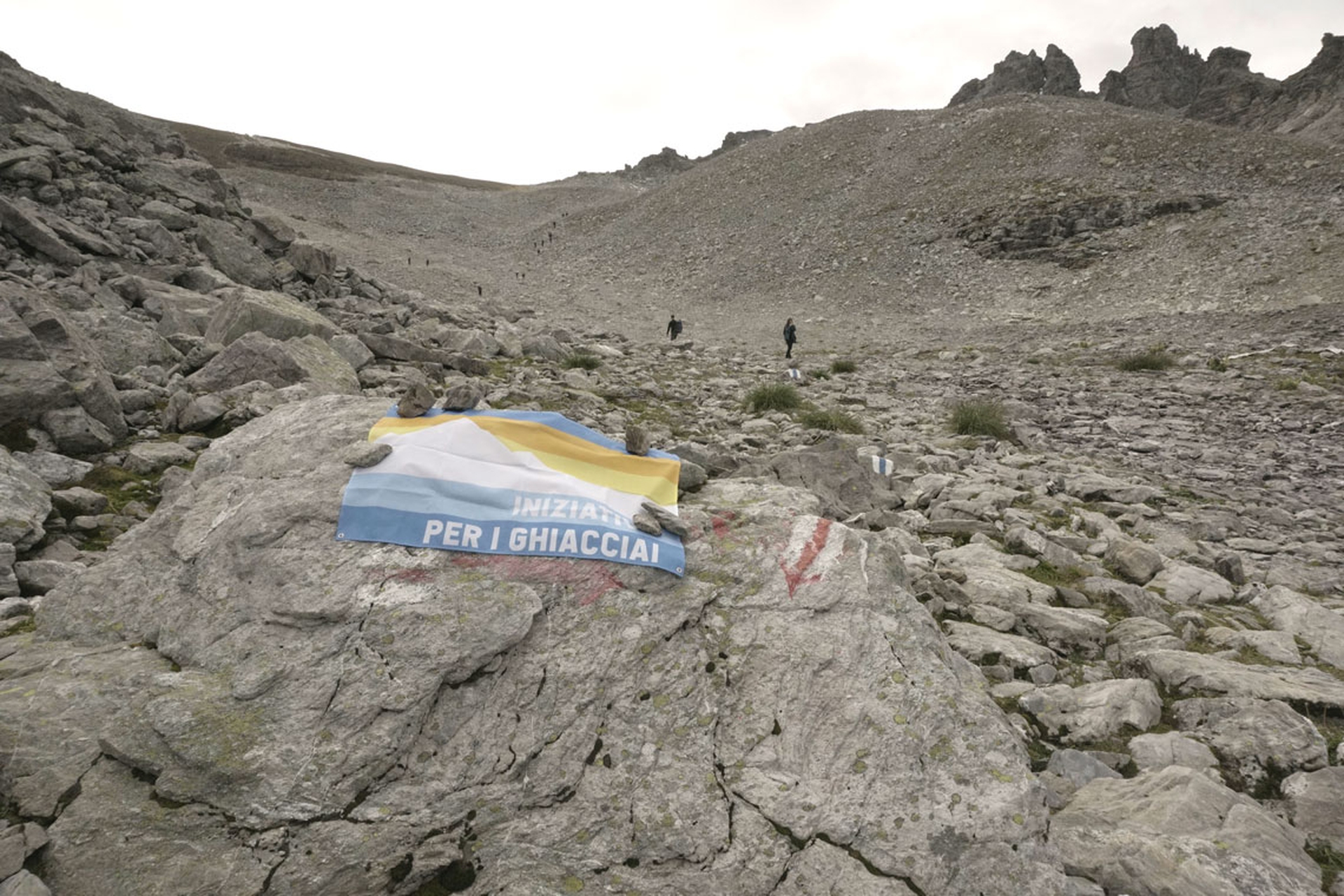 La cerimonia per il ghiacciaio del Pizol, in Svizzera