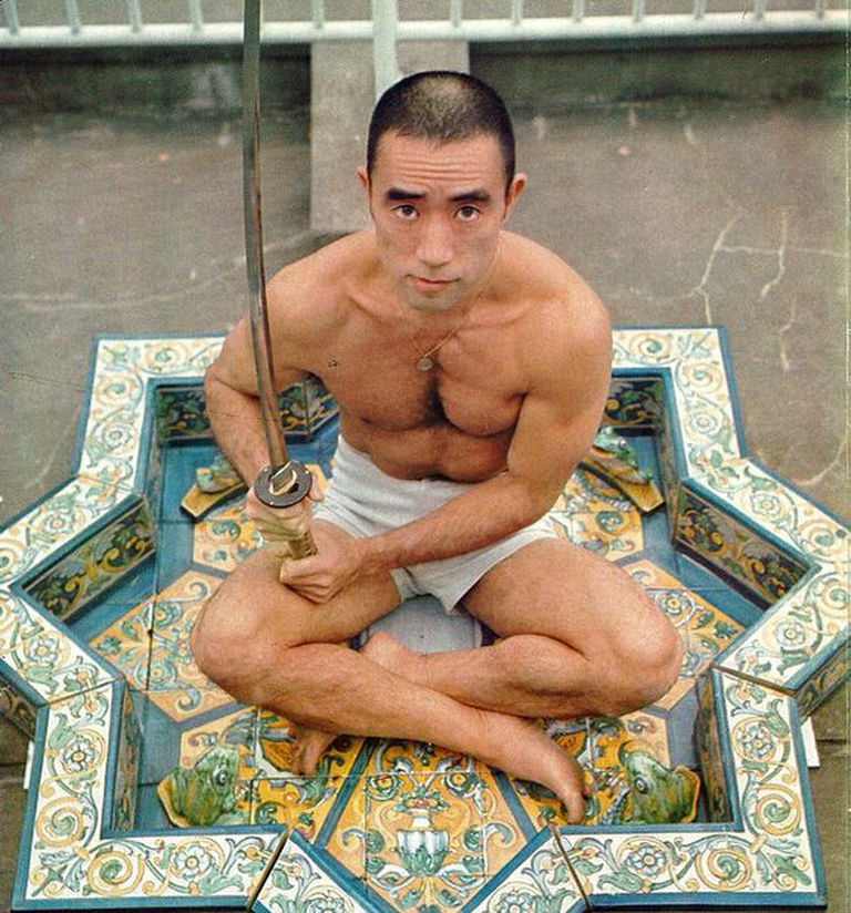 Yukio Mishima, Arti marziali